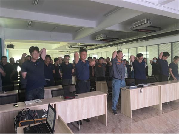 深藍機器纏繞包裝機廠家——“健康急救”專題講座順利召開